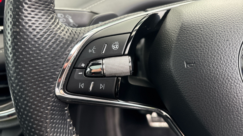 Skoda Enyaq 220kW vRS 82kWh 4x4 5dr Auto Electric 